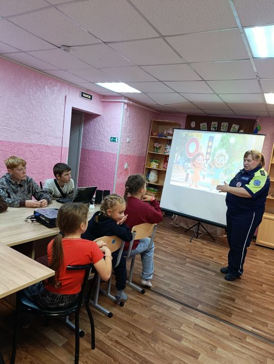 Беседа с инспектором ГИБДД